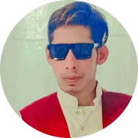 صنم علی